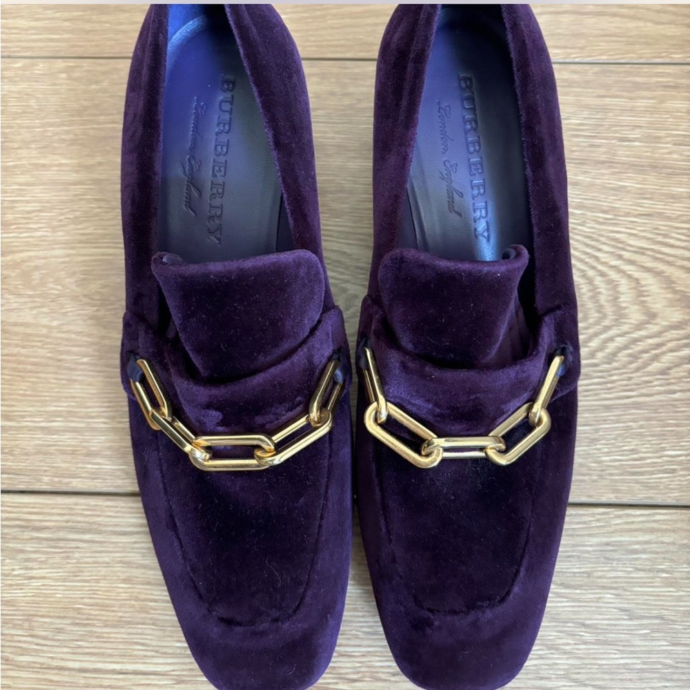 BURBERRY Velvet Chain-Link Accents Block Heels Loafers size 37